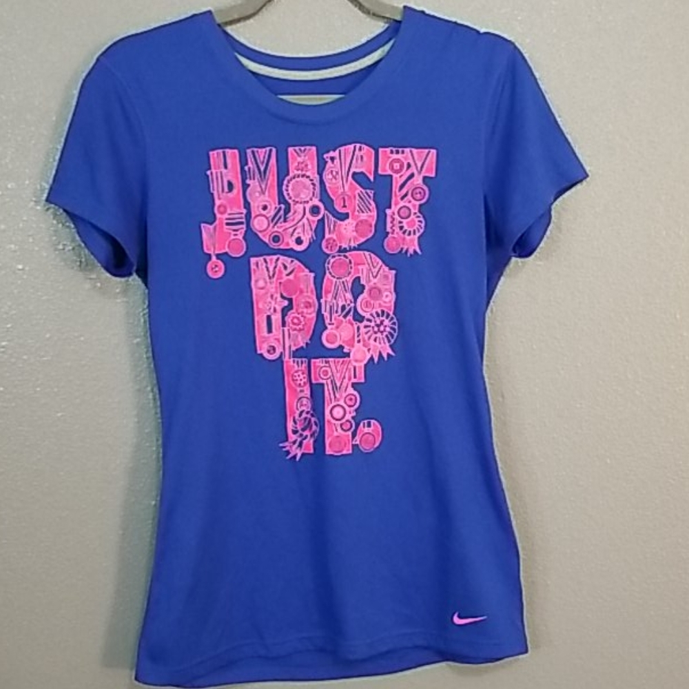 Nike Women's Small Dri-Fit Tee